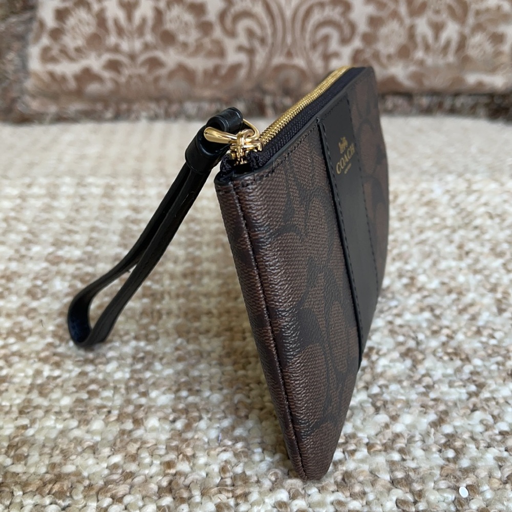 Coach Corner Zip Wristlet In Signature Canvas - Picture 7 of 16